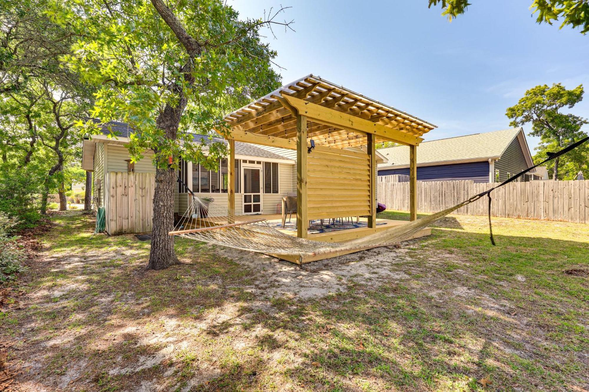 Oak Island Cottage Minutes To Long Beach! エクステリア 写真